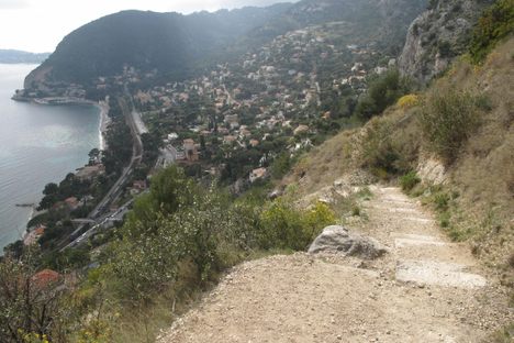 Eze-sur-mer seen from the Nietzsche path.