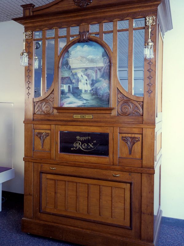 Poppers “REX” Orchestrion, c.1915   Popper & Co., Leipzig, Germany   114-3/8” h x 68 ¼” w x 40 ½” d   2003.18.2 