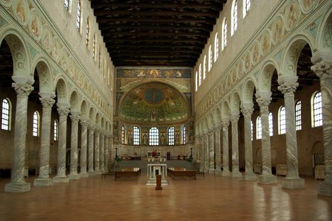 The sarcophagi are located on both lateral walls inside the basilica. 