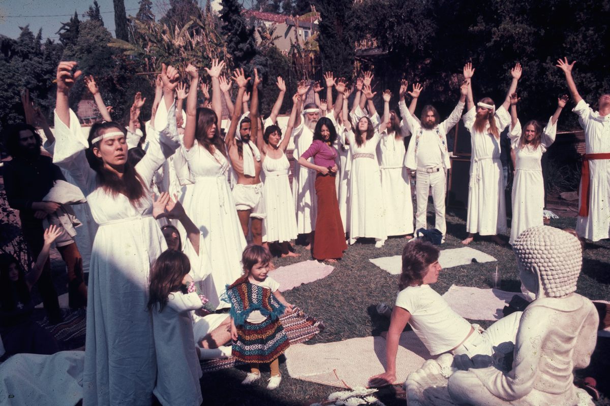 Father Yod led early Sunday meditation sessions in the parking lot of The Source restaurant.