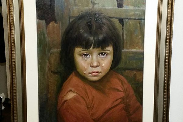 One of the crying child artworks by Giovanni Bragolin. 