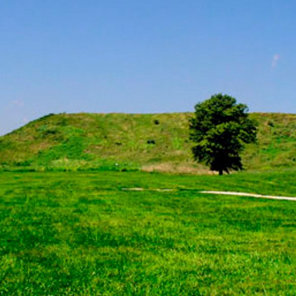 Cahokia Mounds – Collinsville, Illinois - Atlas Obscura
