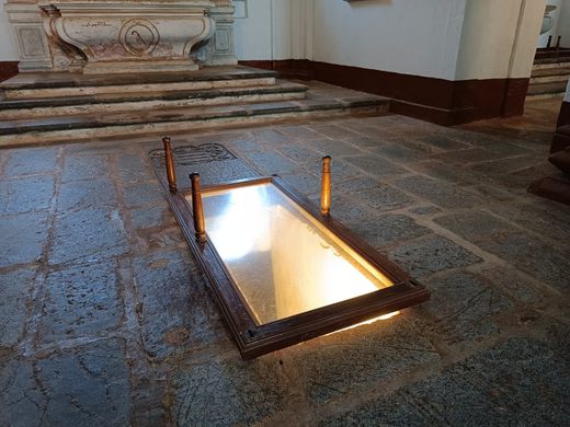 Crypt at Se Cathedral