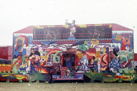 The University of Sheffield's National Fairground and Circus Archive includes tens of thousands of images of carnival attractions.