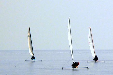 Anyone up for an ice yachting race?