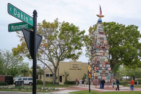 The Monument is in downtown Kissimmee, Florida.