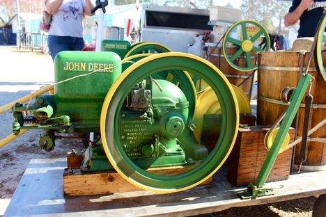 Waldo Farmer's and Flea Market