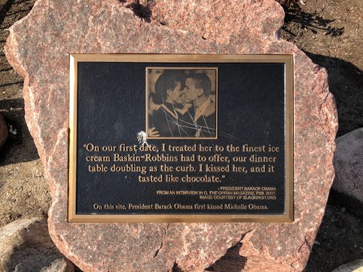 Obama Kissing Rock – Chicago, Illinois - Atlas Obscura