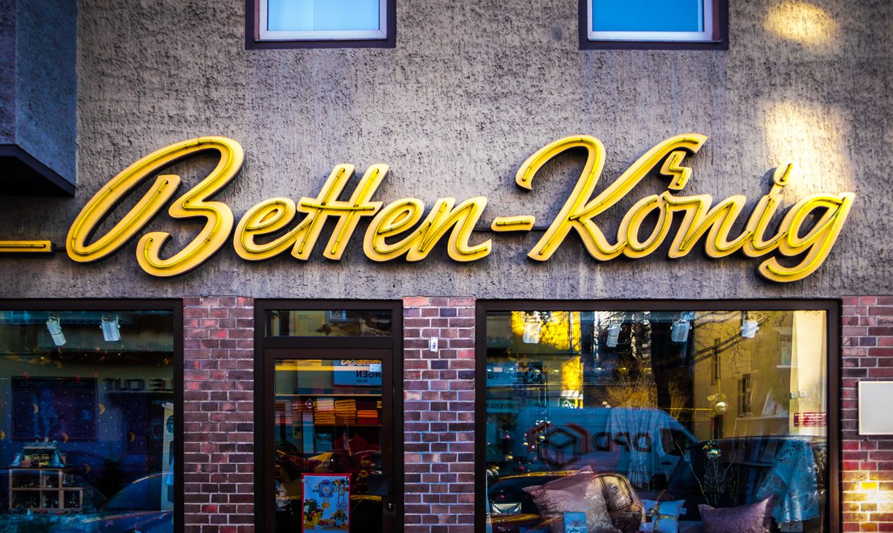 The neon sign for <em>Betten-König</em>, which inspired the Berlin Typography project. 