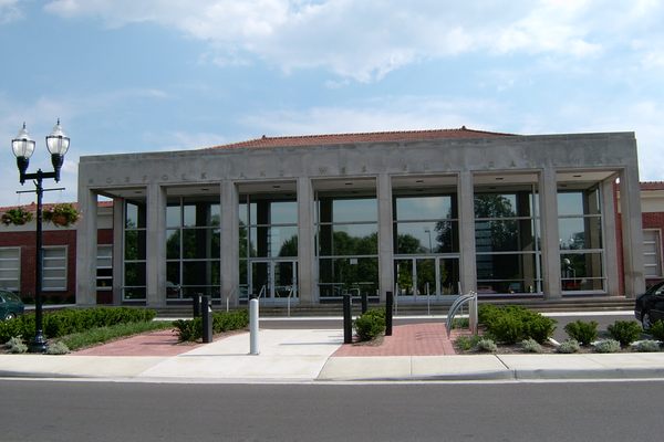 Exterior of the O. Winston Link Museum in the former Norfolk & Western passenger depot in Roanoke, VA.