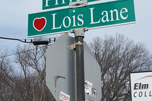 Street sign for Lois Lane