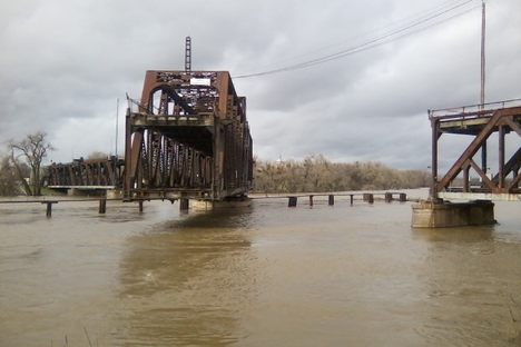 I Street Swing-span Bridge Opening