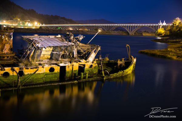 The shipwrecked Mary D. Hume and the Patterson Bridge of Highway 101.