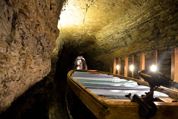 Lockport Cave