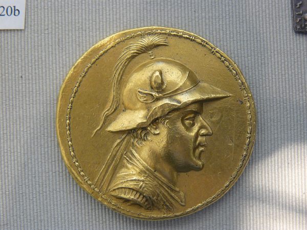 Gold 20-stater of Eucratides I