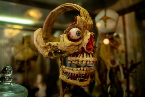 Pierre Bazalgues Macabre Antique Stand