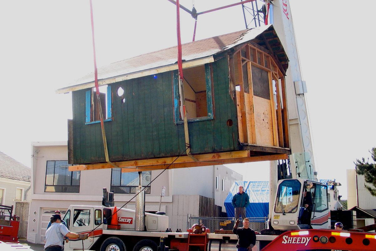 The Western Neighborhoods Project worked to preserve shacks from the Outer Sunset neighborhood. One was moved to the San Francisco Zoo.