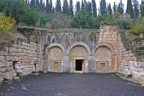 Entrance to the Cave of the Coffins.