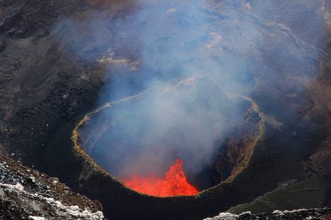 Maroum volcano
