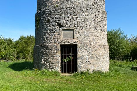 Mynydd y Garreg Tower