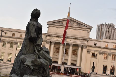 GOMBURZA Monument