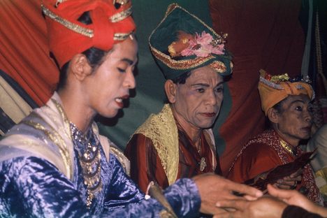 In Indonesia, Non-Binary Gender is a Centuries-Old Idea