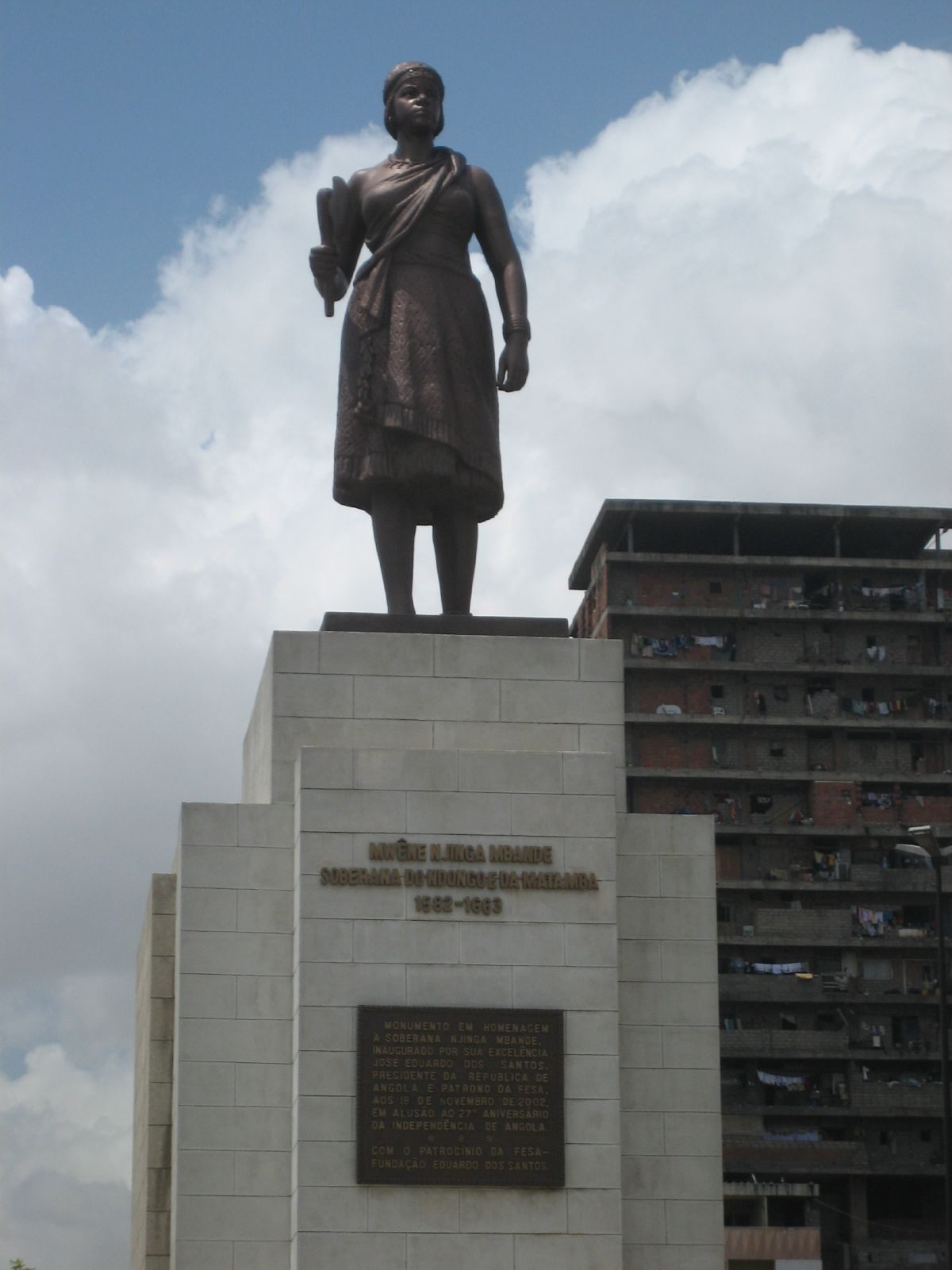 A statue of Nzinga Mbandi in Luanda, Angola.