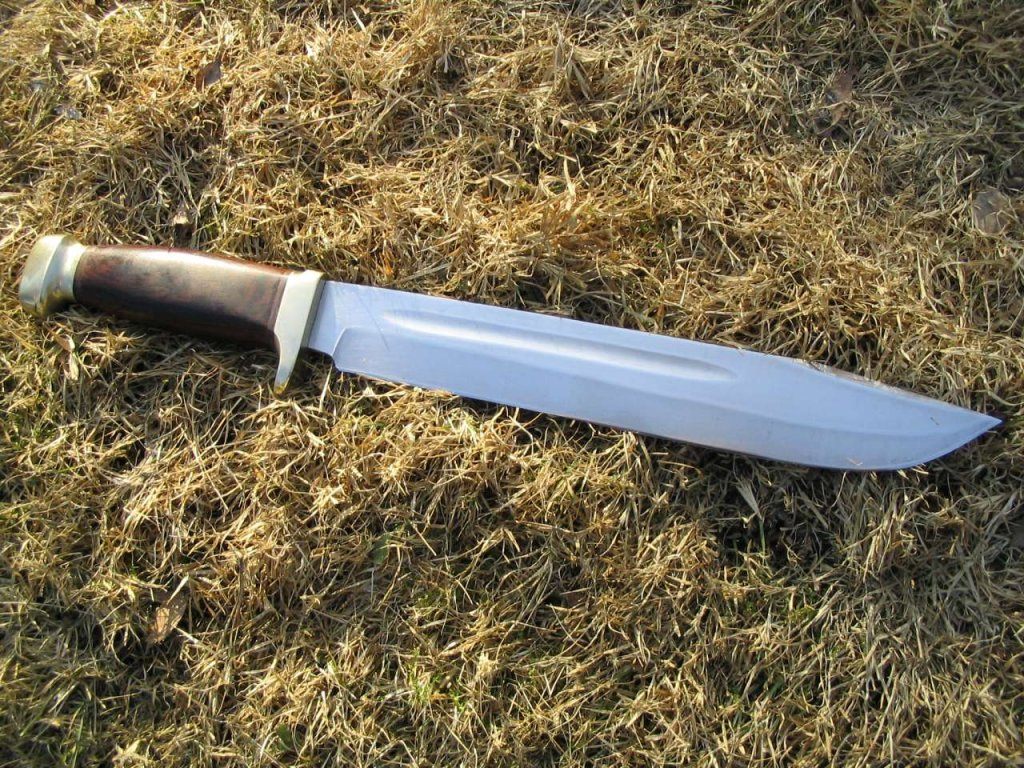Texas Town Unveils the World's Largest Bowie Knife - Atlas Obscura