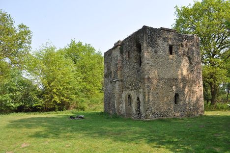 The Warren Lodge.