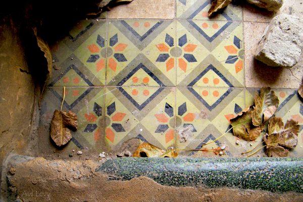 Tel Aviv's painted tiles had their heyday in the 1920s.