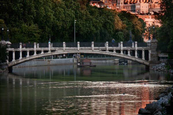 Queen Victoria Bridge