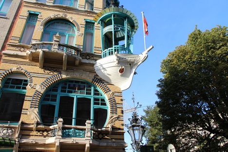 The Little Boat in Antwerp.
