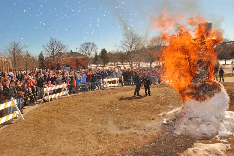 Snowman Burning – Sault Ste. Marie, Michigan - Atlas Obscura