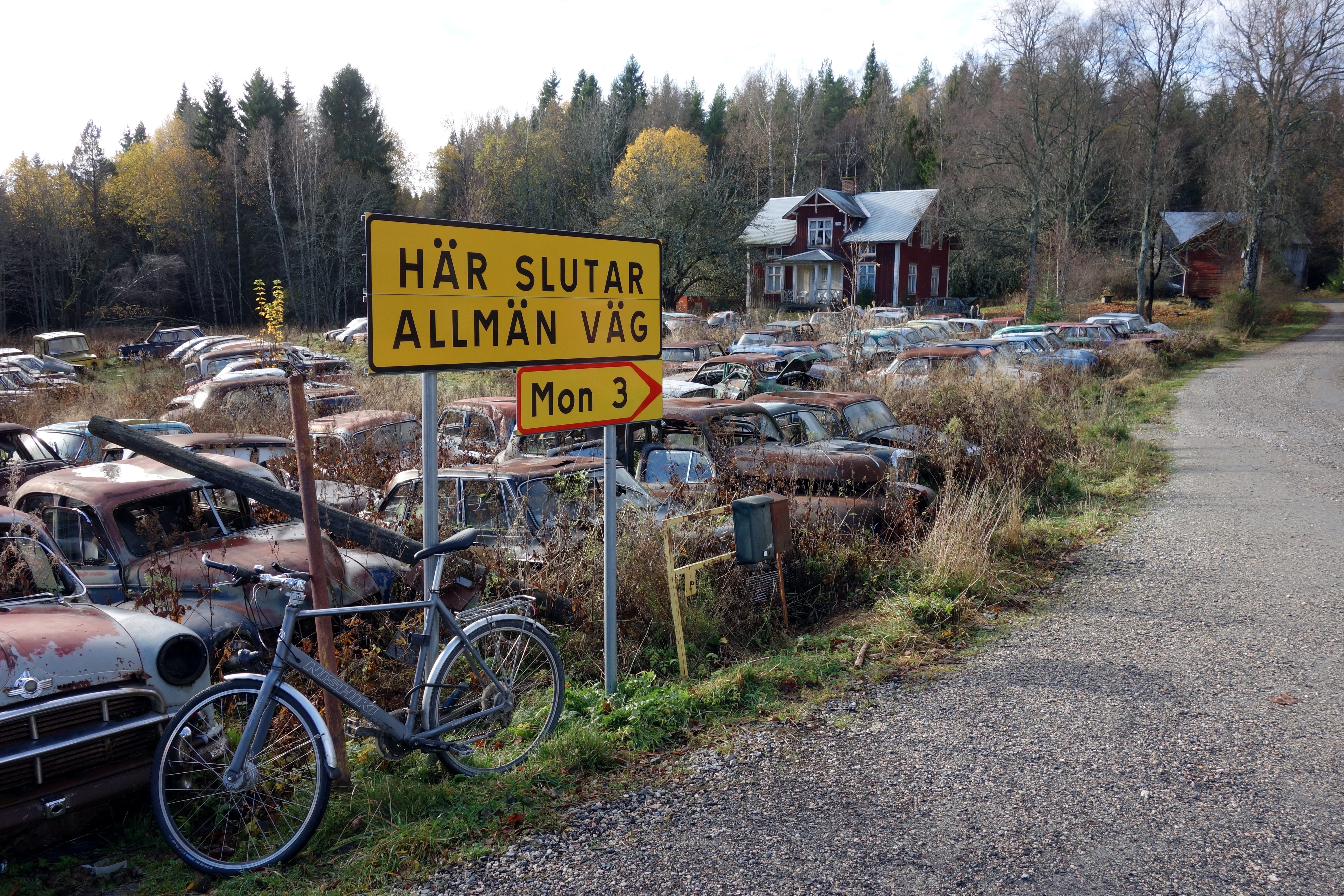 Public road ends here.