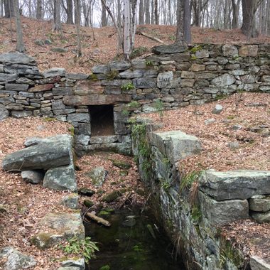 The ruins of the burned down mill.