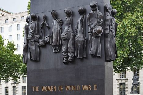Memorial to the Women of World War II.