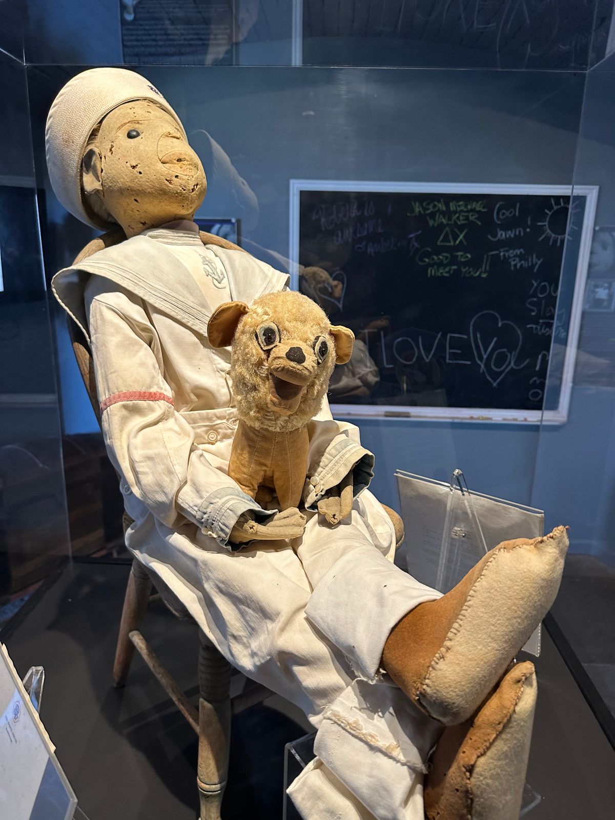Robert doll museum store