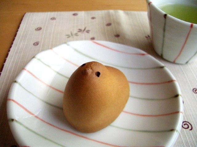 Condensed milk forms the base for these tiny birds.