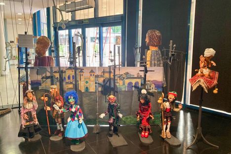 Puppet Center
