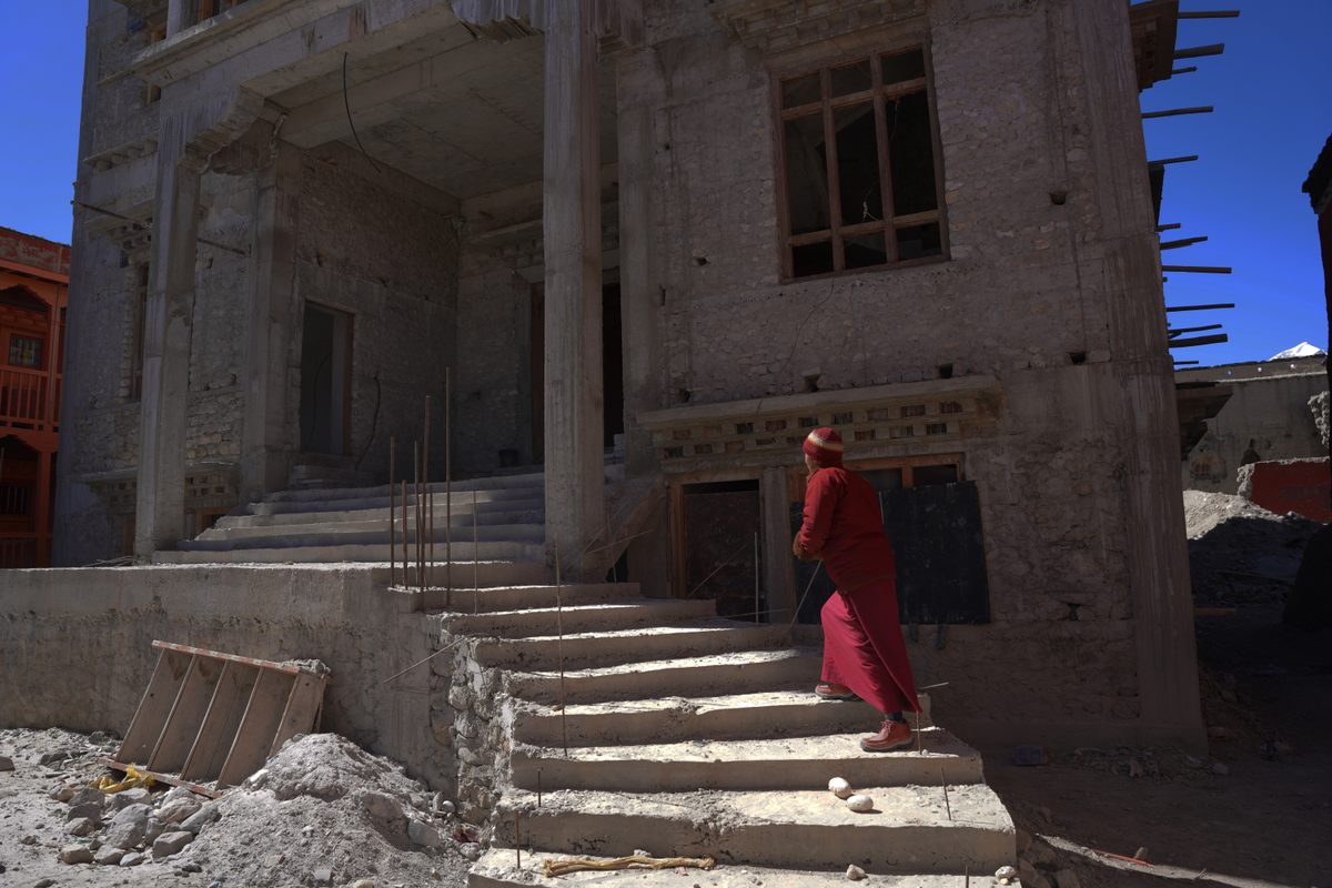 Cement is replacing the traditional building material—but it cracks easily in the extreme weather conditions in Mustang.