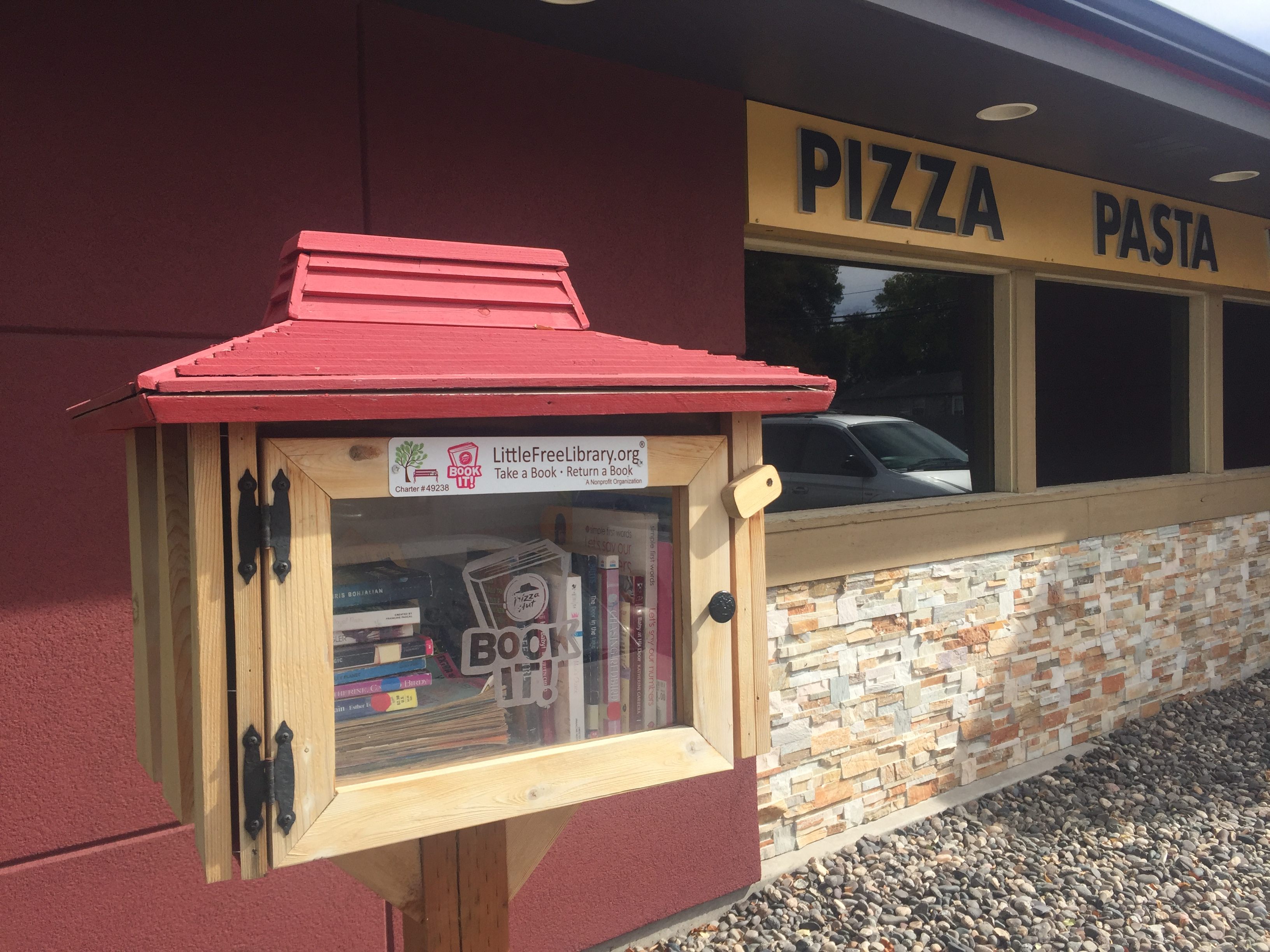 11 Amazing Harry Potter-Themed Little Free Libraries - Little Free Library