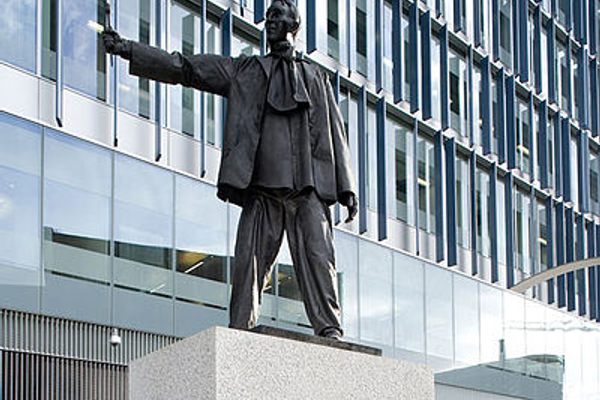 Monument to the Unknown Artist