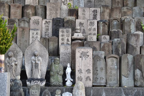 Funerary stelae and graves from past centuries (note that these are not the Bone Buddhas).