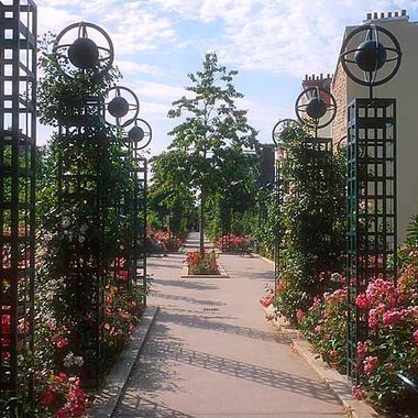 A view of the Promenade Plantée in Paris