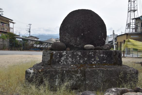 Stone God of Nanoka-Ichiba