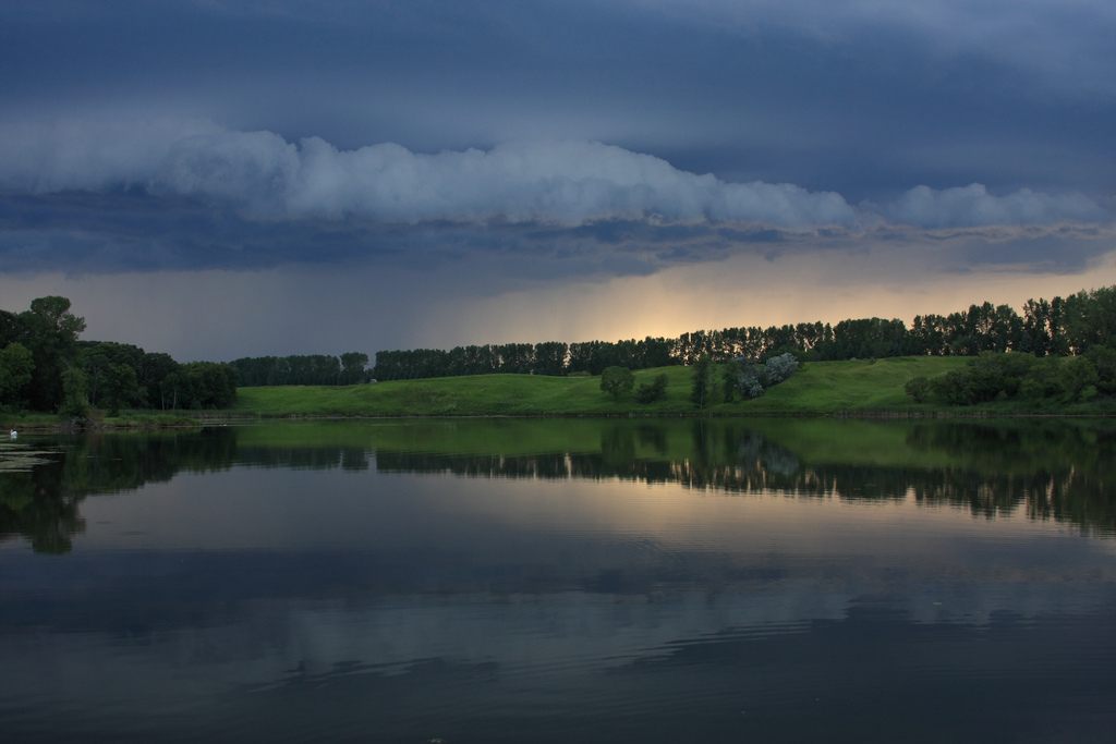 A storm approaches in North Dakota. 