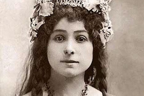 The Prima Donna Who Snuck into Tibet in 1912 to Meet the Dalai Lama