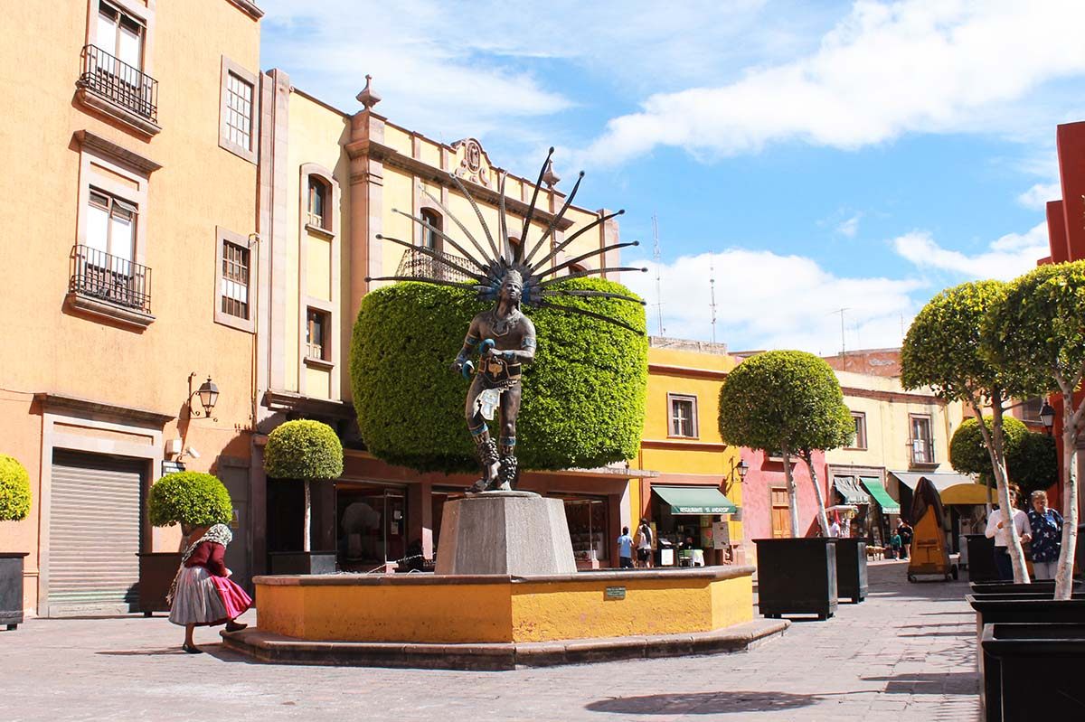 The Conchero statue in Querétaro. 