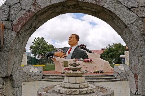 VC Bird monument