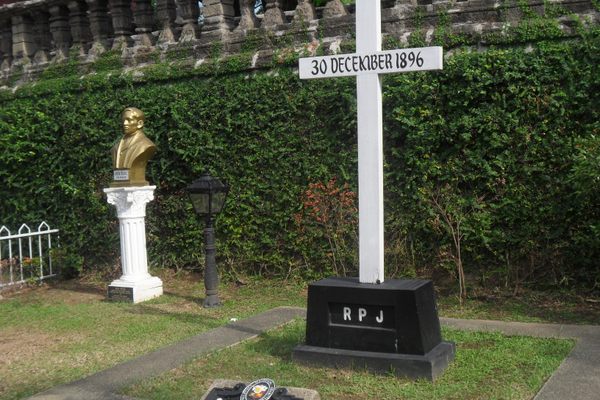 Temporary Burial Site of Rizal on Paco Cemetery.